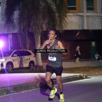 Runner Photo 7970484