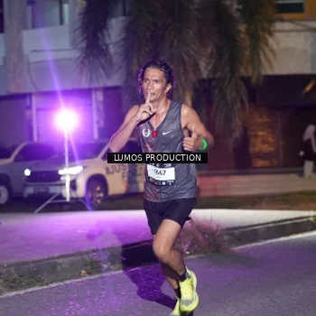 Runner Photo 7970494