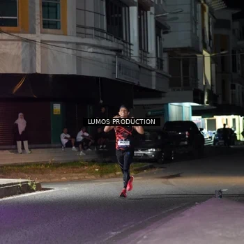 Runner Photo 7970516