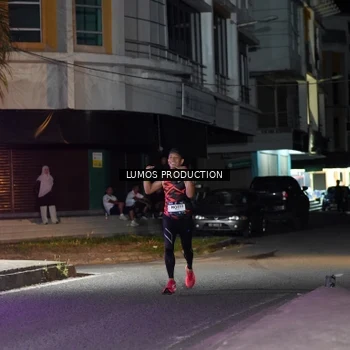 Runner Photo 7970524