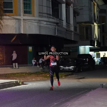 Runner Photo 7970525