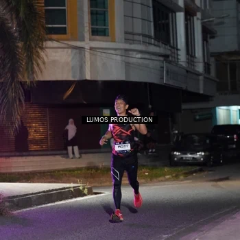 Runner Photo 7970542