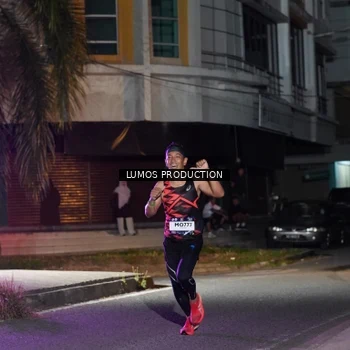 Runner Photo 7970547