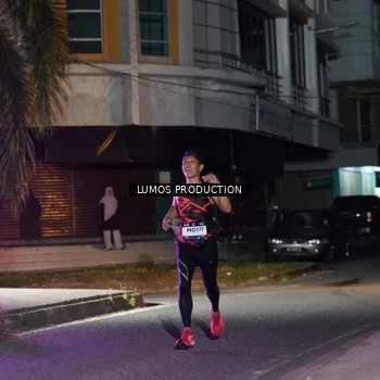 Runner Photo 7970548