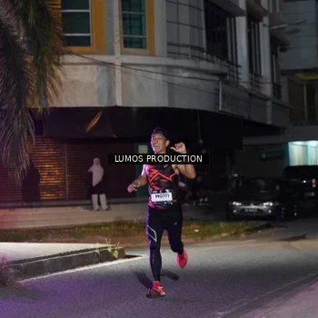 Runner Photo 7970549