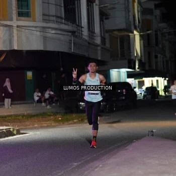 Runner Photo 7970606