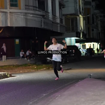 Runner Photo 7970645