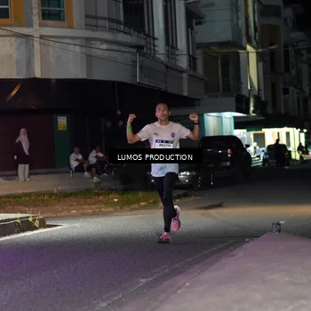 Runner Photo 7970656