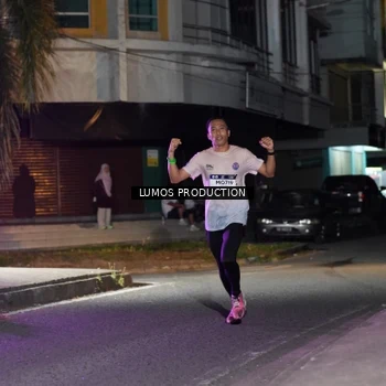 Runner Photo 7970671