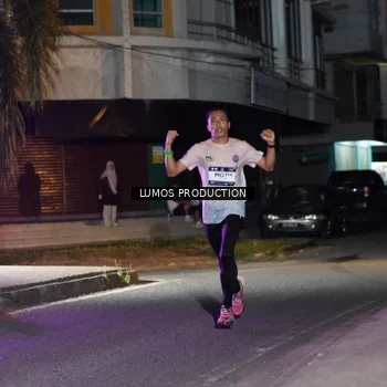 Runner Photo 7970674