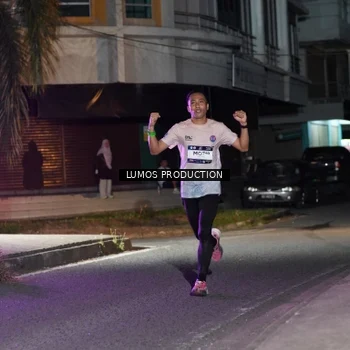 Runner Photo 7970675