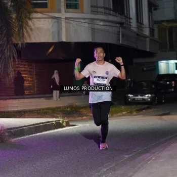 Runner Photo 7970676