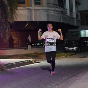 Runner Photo 7970678