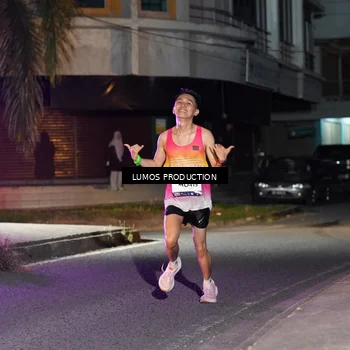 Runner Photo 7970729