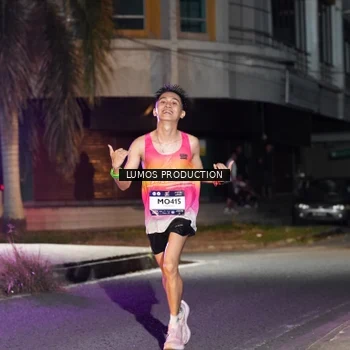 Runner Photo 7970745