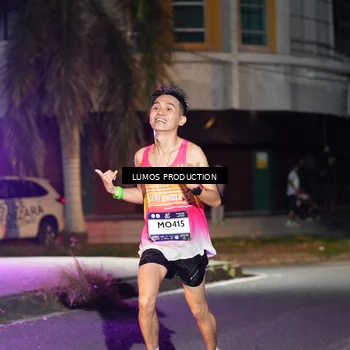 Runner Photo 7970750