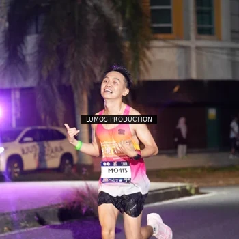 Runner Photo 7970751