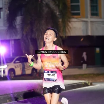 Runner Photo 7970759