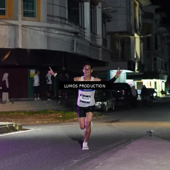 Runner Photo 7970817