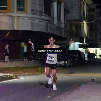 Runner Photo 7970822