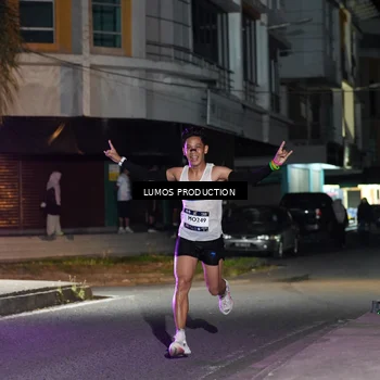 Runner Photo 7970824