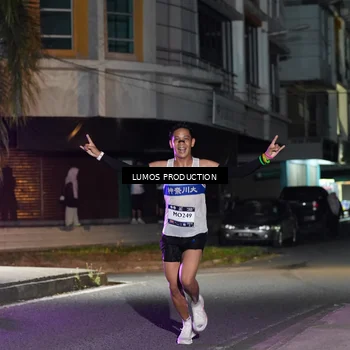 Runner Photo 7970835