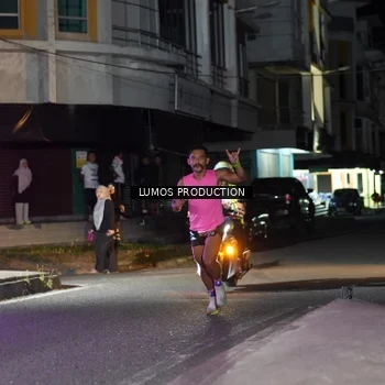 Runner Photo 7970869