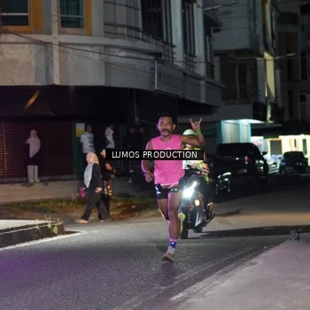 Runner Photo 7970874