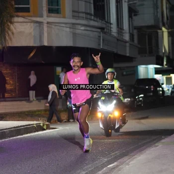 Runner Photo 7970891