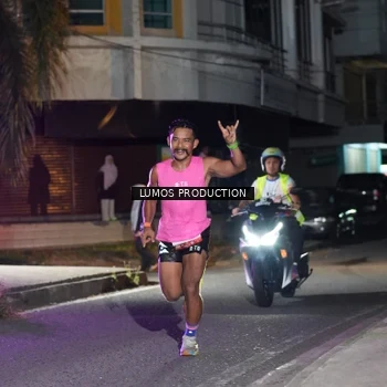 Runner Photo 7970899