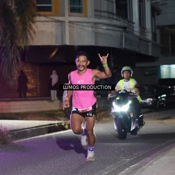 Runner Photo 7970901