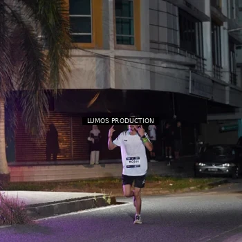 Runner Photo 7970981