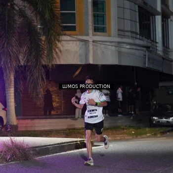 Runner Photo 7970989
