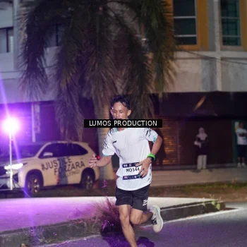 Runner Photo 7971015