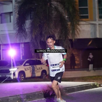 Runner Photo 7971017