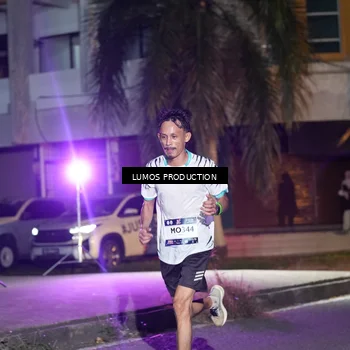 Runner Photo 7971023