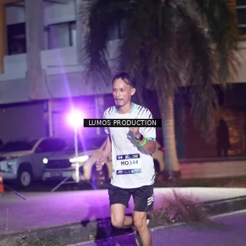 Runner Photo 7971025