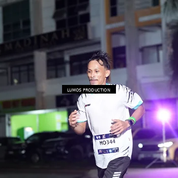Runner Photo 7971037