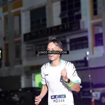 Runner Photo 7971041