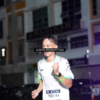 Runner Photo 7971043