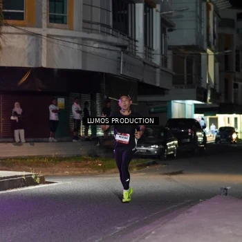 Runner Photo 7971053
