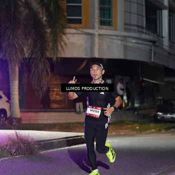 Runner Photo 7971090