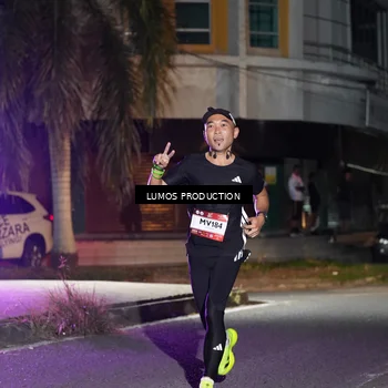 Runner Photo 7971093