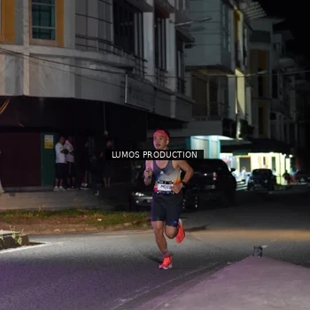 Runner Photo 7971123