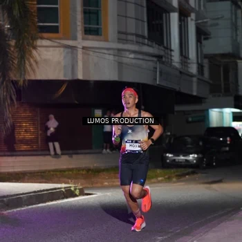 Runner Photo 7971141