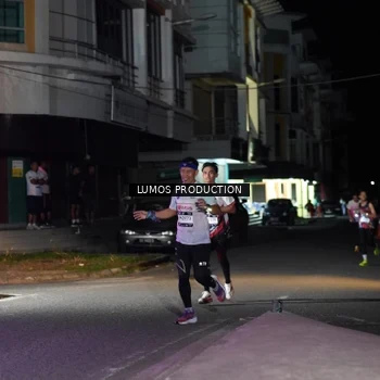 Runner Photo 7971176