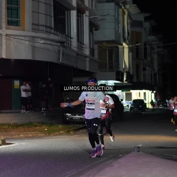Runner Photo 7971184