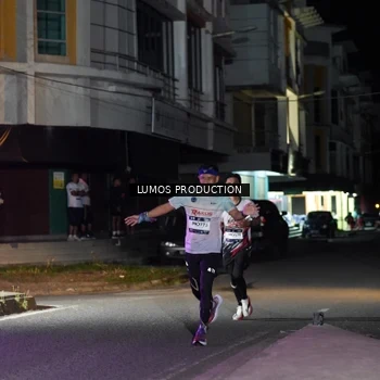 Runner Photo 7971187