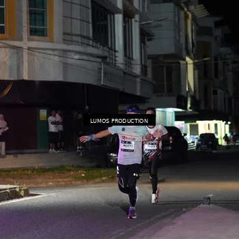 Runner Photo 7971191