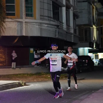 Runner Photo 7971203